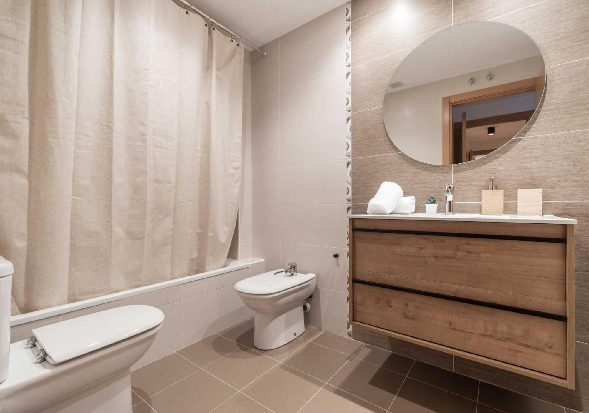 Apartament Loira Casa Sanchines Duplex De Lujo En Benasque Zewnętrze zdjęcie