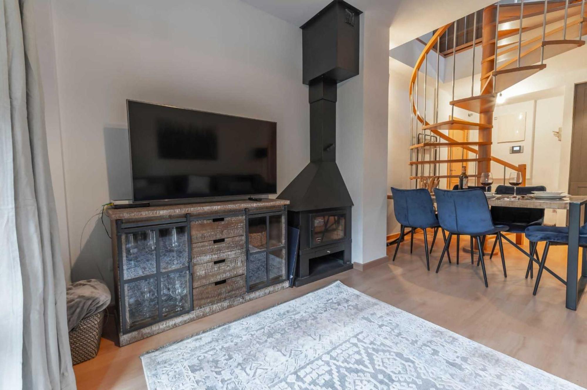 Apartament Loira Casa Sanchines Duplex De Lujo En Benasque Zewnętrze zdjęcie